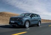 15万买大7座SUV，新豪越和瑞虎8 PLUS谁是好选择？